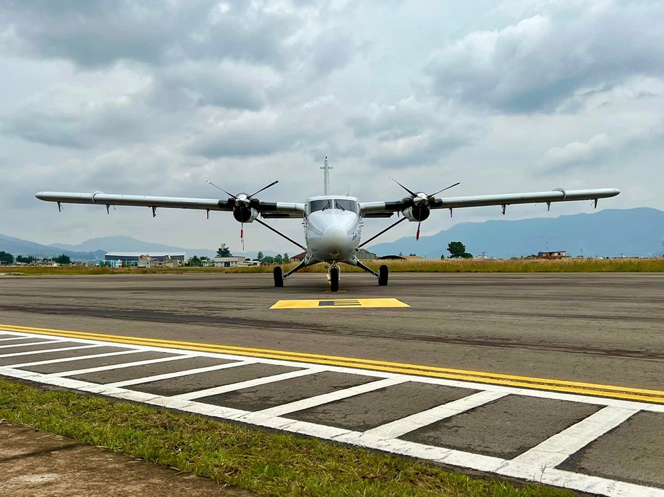 Analizan realizar ampliación e iluminación de pista del aeropuerto Los