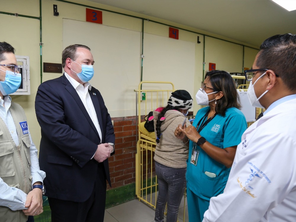 Autoridades de la Embajada de Estados Unidos en Guatemala visitan el HRO 