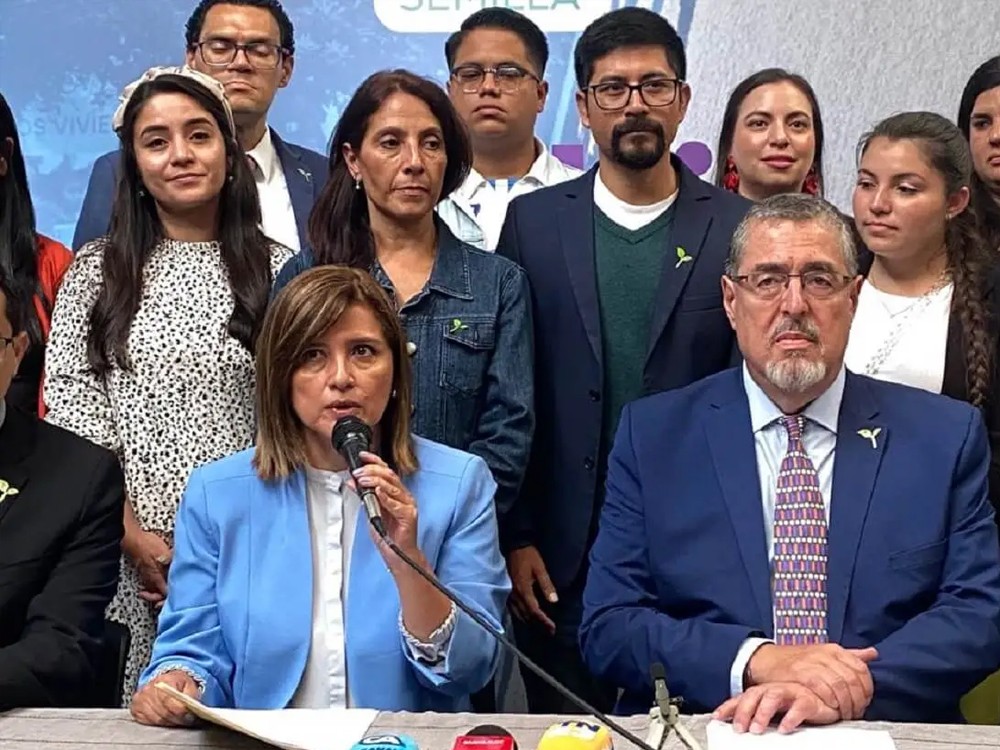 Binomio electo pide a Alejandro Giammattei vetar el Presupuesto 2024 