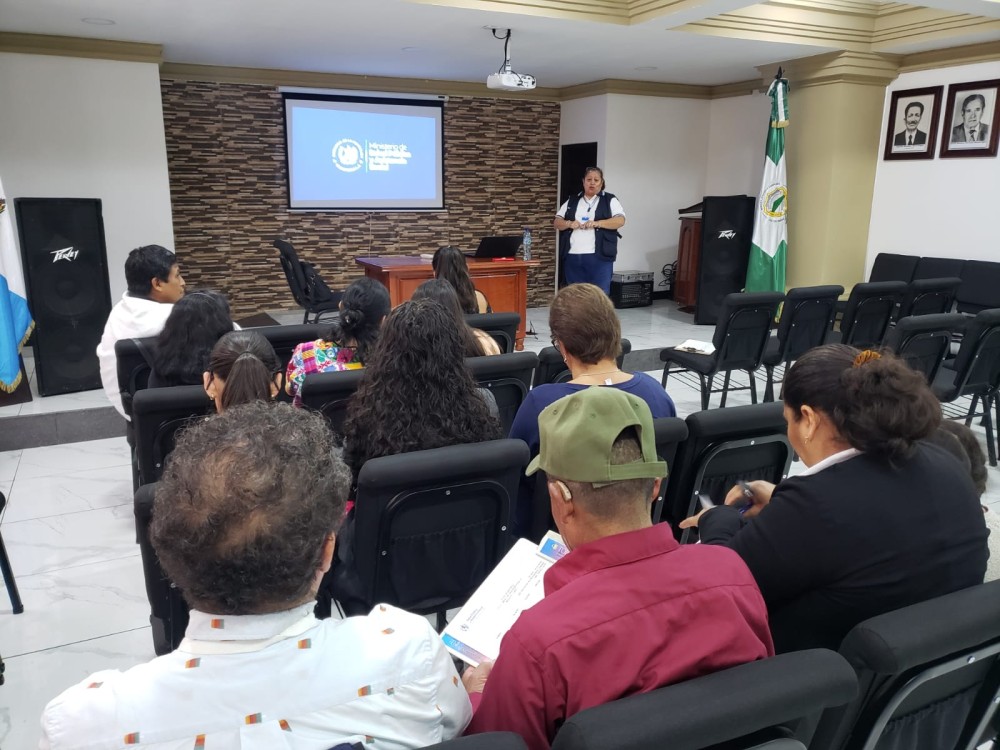 Cocodes y comunitarios finalizan curso basado en temas de salud 