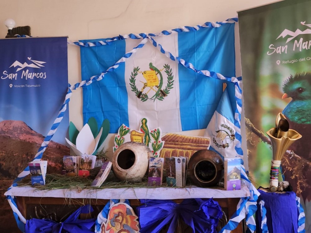 Comisión verificará elaboración de altares patrios