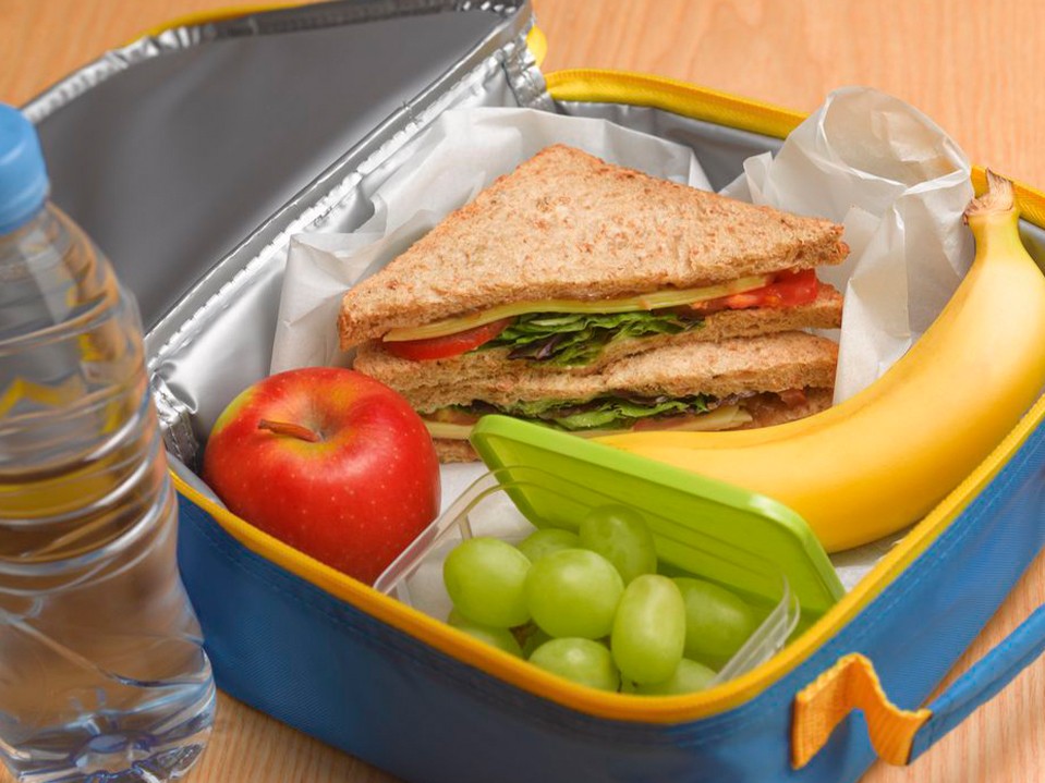 Cómo preparar una lonchera saludable para los niños   