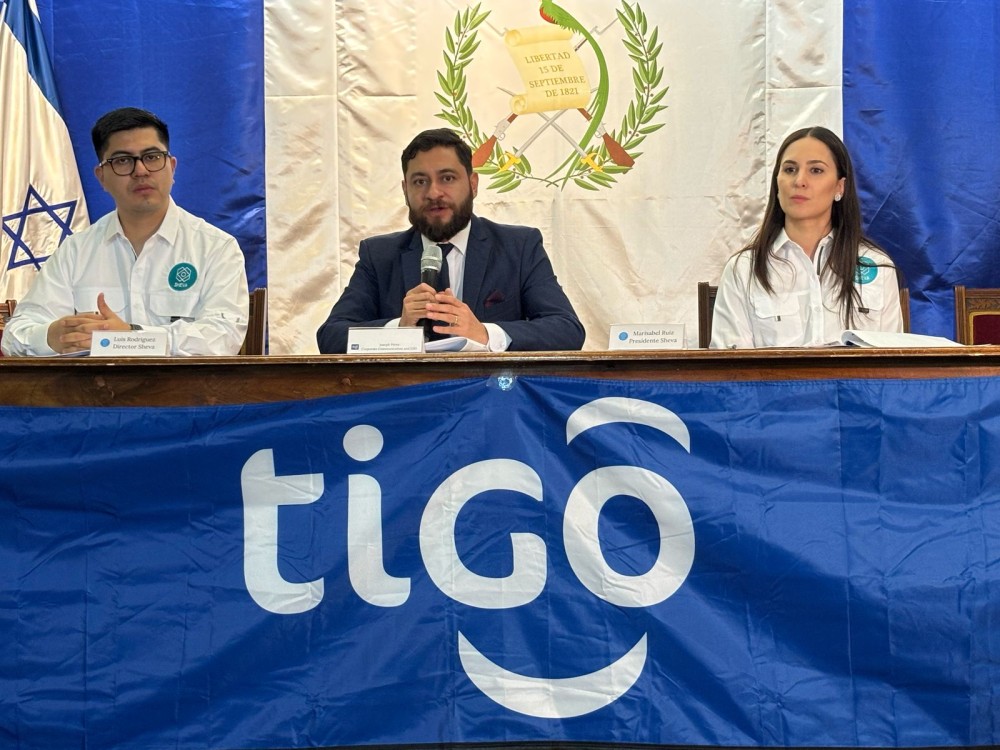 Conectadas, el programa que busca el empoderamiento digital de las mujeres 