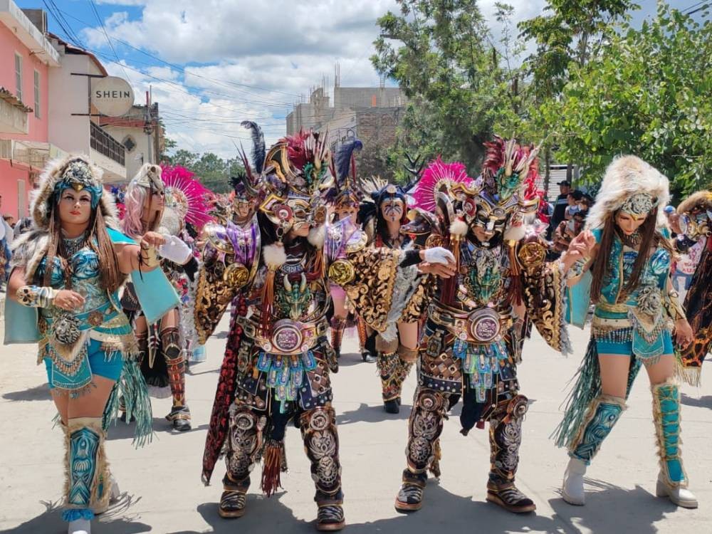 Convite cumple 16 años de bailar en honor a la Virgen del Carmen 