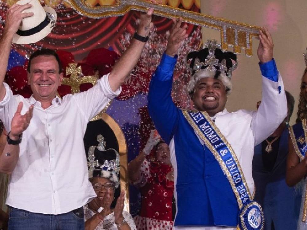 El Rey Momo abre la fiesta del Carnaval de Río de Janeiro y decreta cinco días de jolgorio