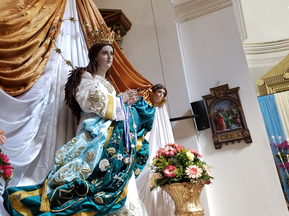 Fieles Católicos celebran día de la Virgen de la Inmaculada Concepción