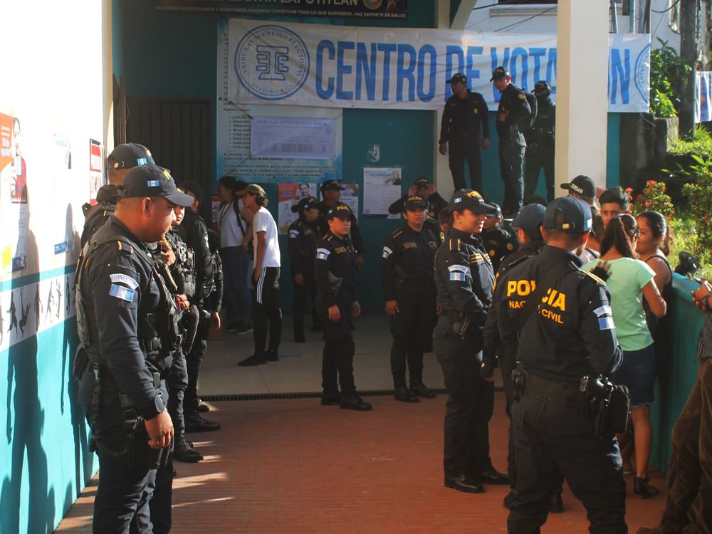 Fuerte dispositivo de seguridad para el desarrollo de segunda vuelta electoral en San Martín Zapotitlán, Retalhuleu 