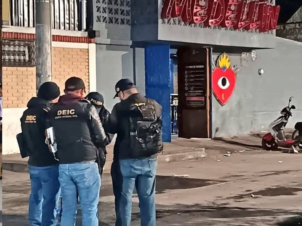 Guardia de seguridad herido en ataque con explosivo en discoteca de Quetzaltenango continúa en recuperación