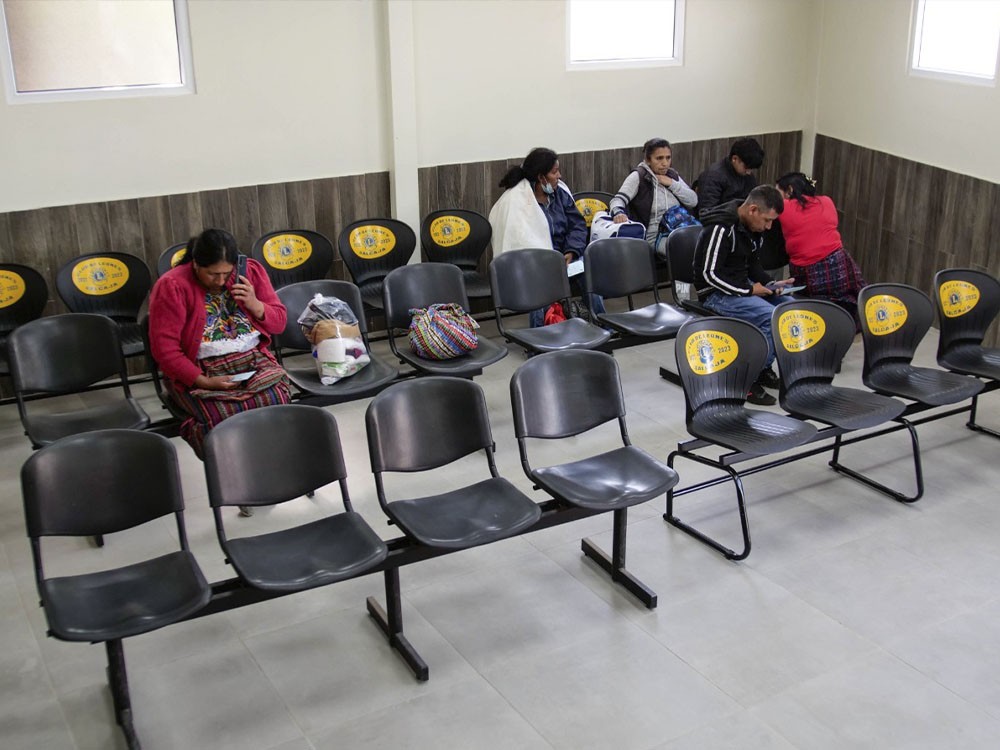 Habilitan sala de espera para familiares de pacientes que ingresan al HRO