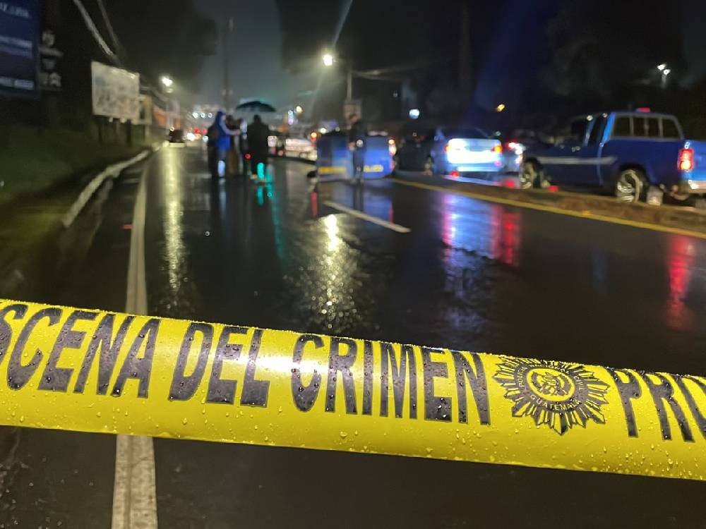Hombre de 54 muere atropellado en la salida de Xela a La Esperanza 