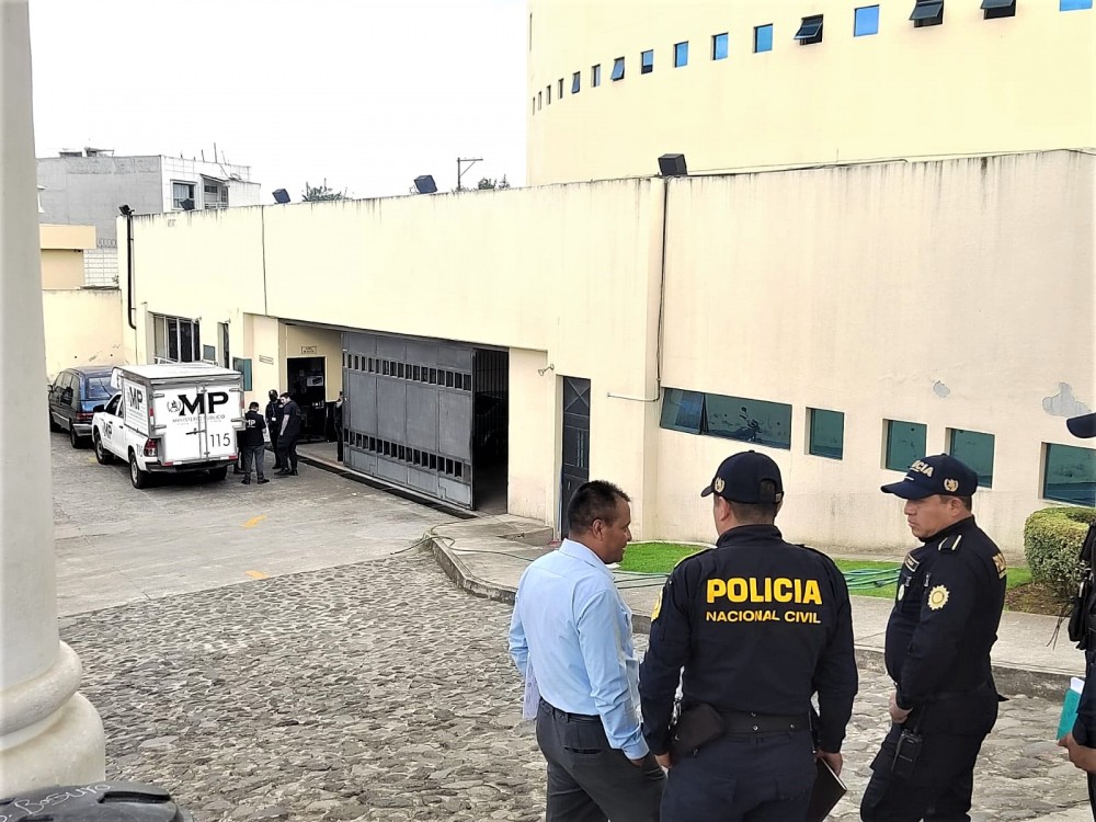 Hombre capturado hoy por extorsión fue hallado sin vida en una carceleta