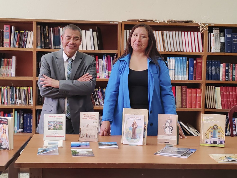 Impulsan libros de autores huehuetecos