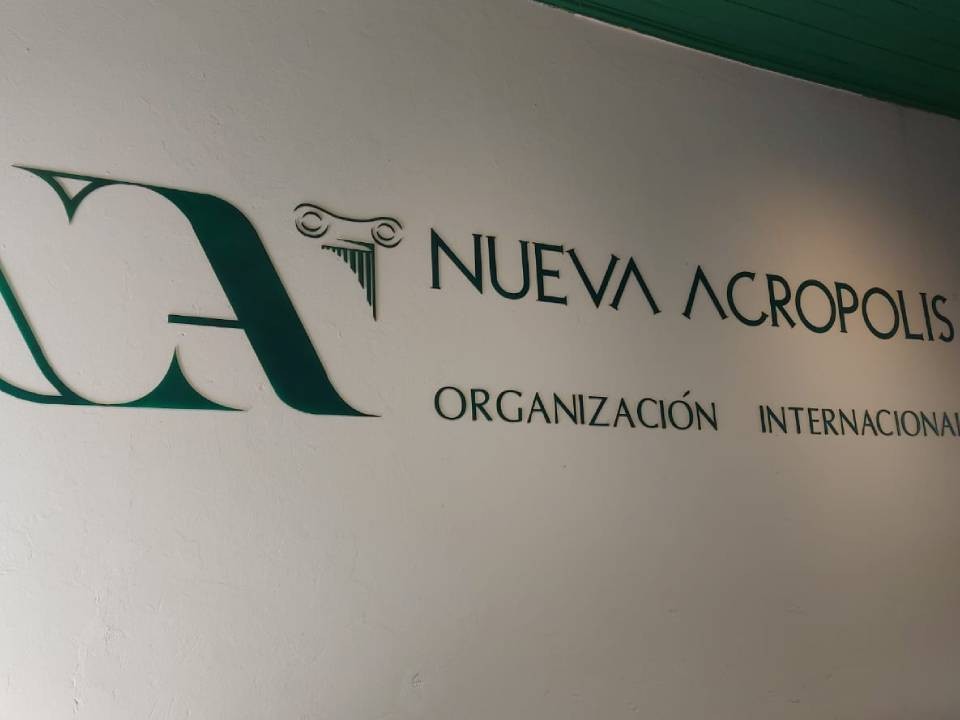 Inauguran Centro Cultural Minerva en Xela 
