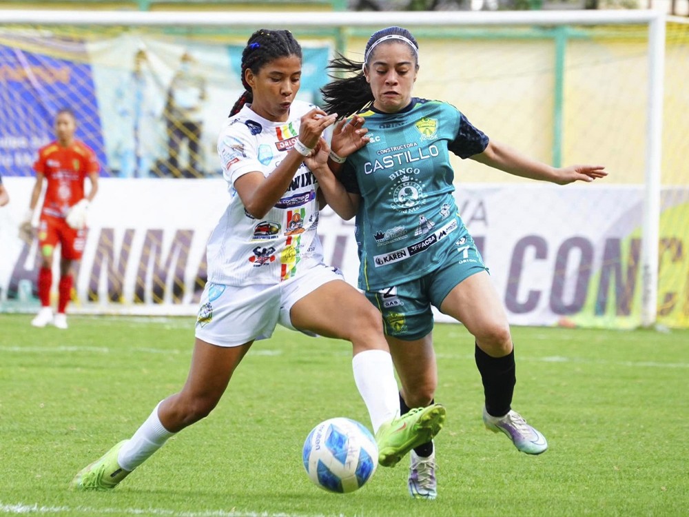 Juventud Copalera vence a la X en el derby femenino