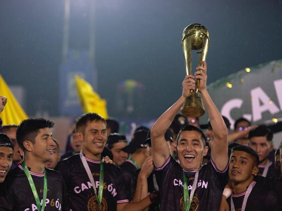 La noche inolvidable en la que Xelajú conquistó la sexta luna con épica remontada