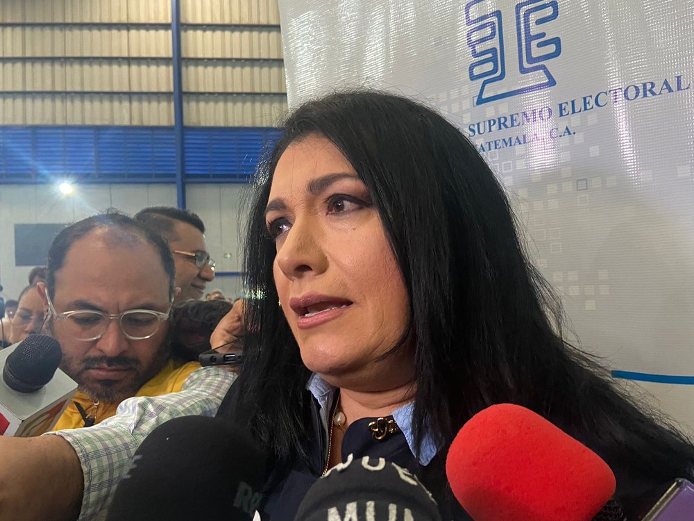 Magistrada del TSE Blanca Alfaro anuncia que renunciará a su cargo 