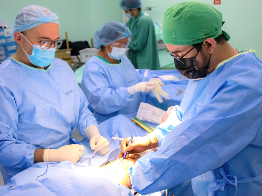 Más de 500 médicos prestan su servicio, en instituciones públicas en Quetzaltenango 