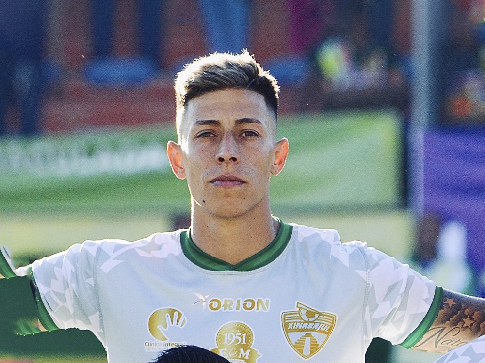 Mediocampista uruguayo queda fuera de la X