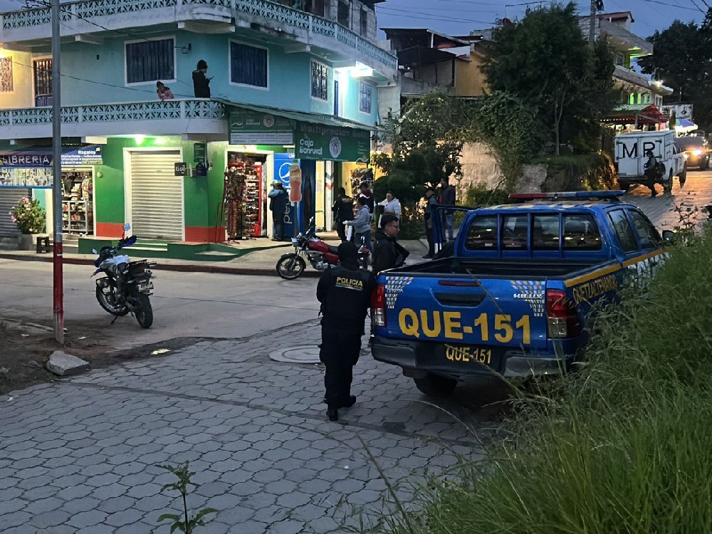 Muere uno de los presuntos asaltantes que intentó robar en comercio de la zona 5 de Xela