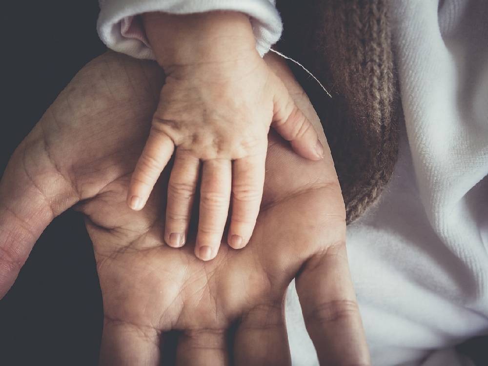 Padres que dejan huella: El impacto de la crianza en la salud mental
