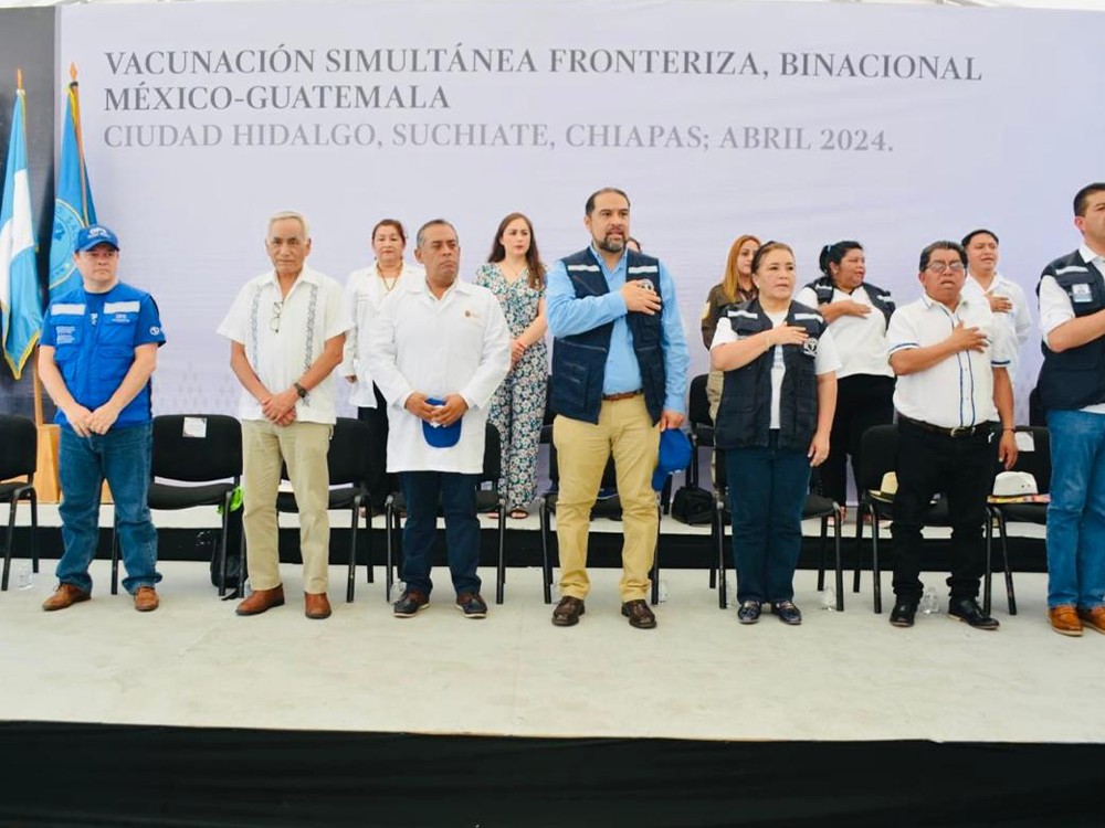 Personal de Salud realiza vacunación Binacional 