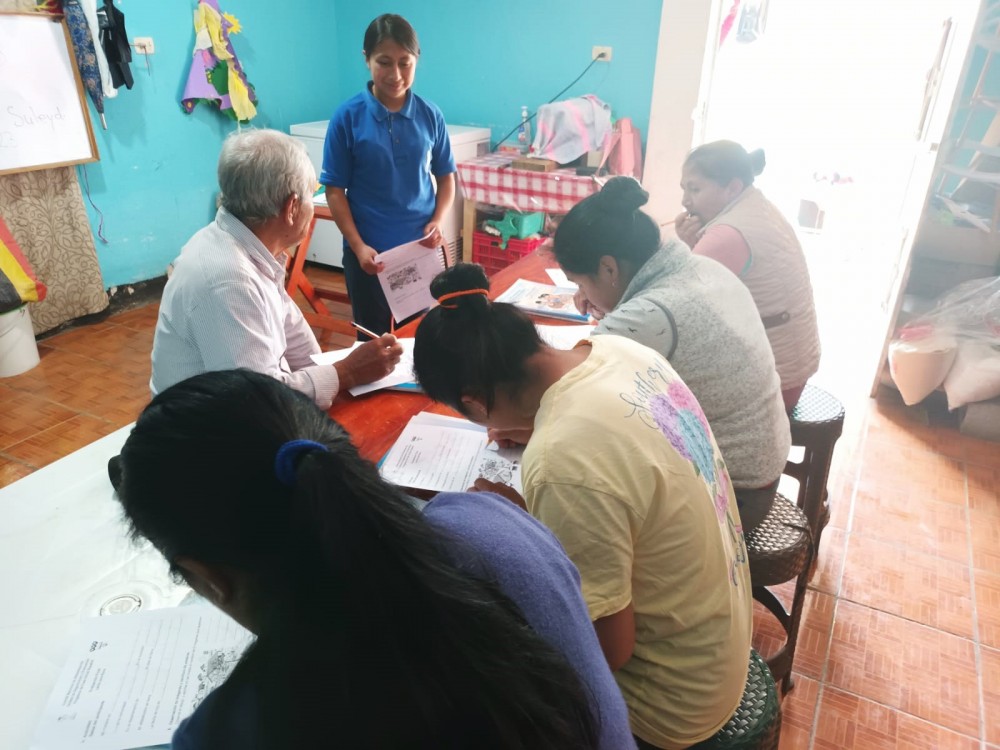 Reduce deserción escolar por proceso de alfabetización