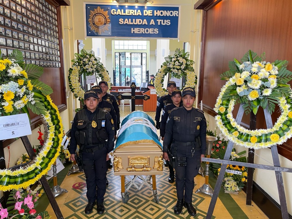 Rinden honores policía que falleció trágicamente en cumplimiento del deber