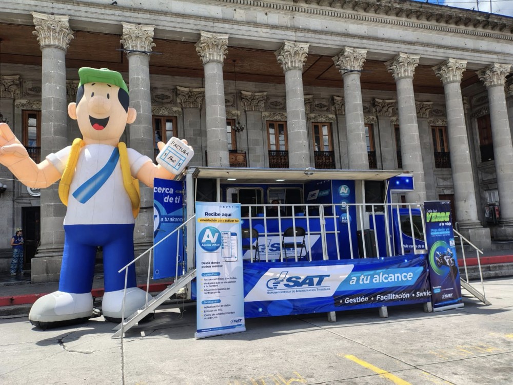SAT realizó jornadas de servicios móviles en Xela