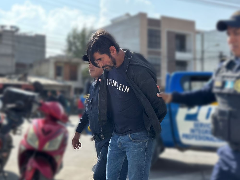 Vecinos capturan a hombre señalado de cometer robos en serie en Quetzaltenango 
