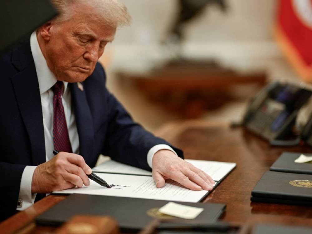 Trump retira a Estados Unidos de la OMS; la organización espera que decisión sea reconsiderada