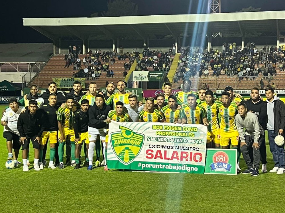 Un torneo para el olvido para Xinabajul