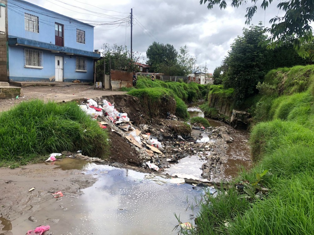 Vecinos denuncian ante el MARN el aumento de contaminación del Río Seco