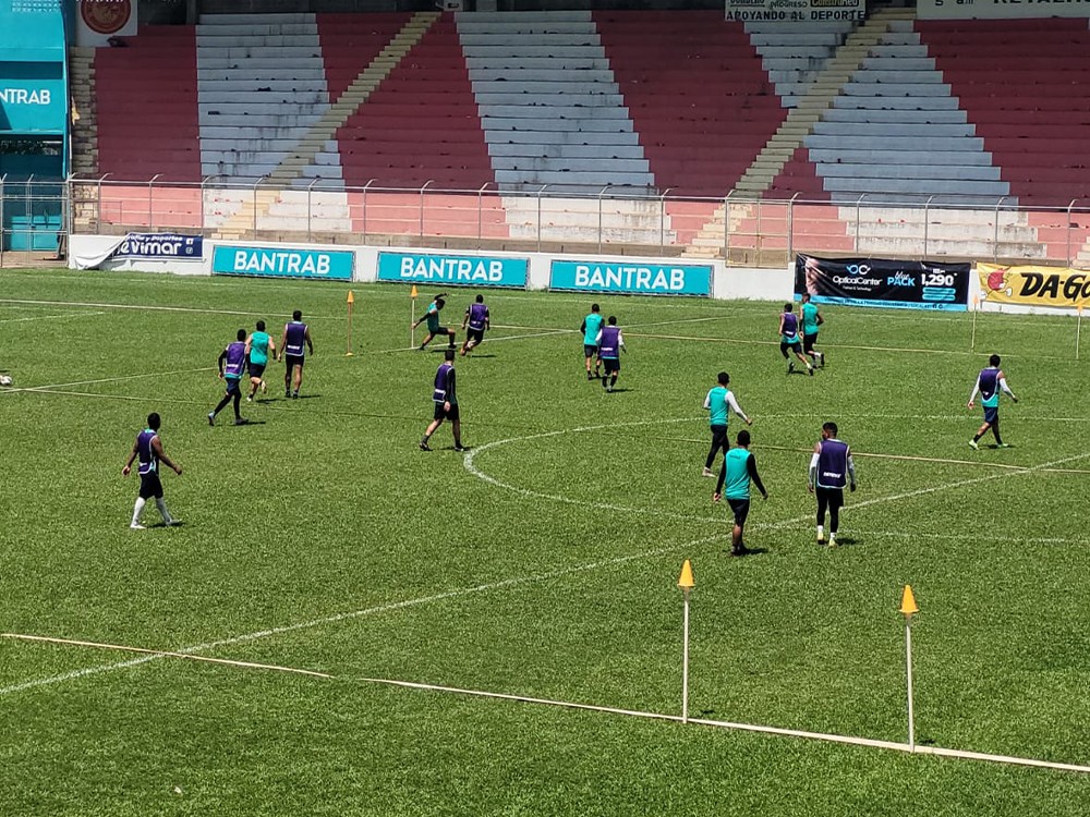 Las Serpientes de Coatepeque visitaran a las cremas este próximo sábado