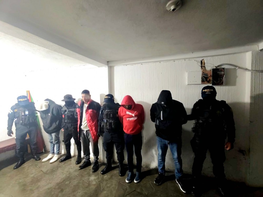 XELA: capturan a cuatro hombres por distribución de droga
