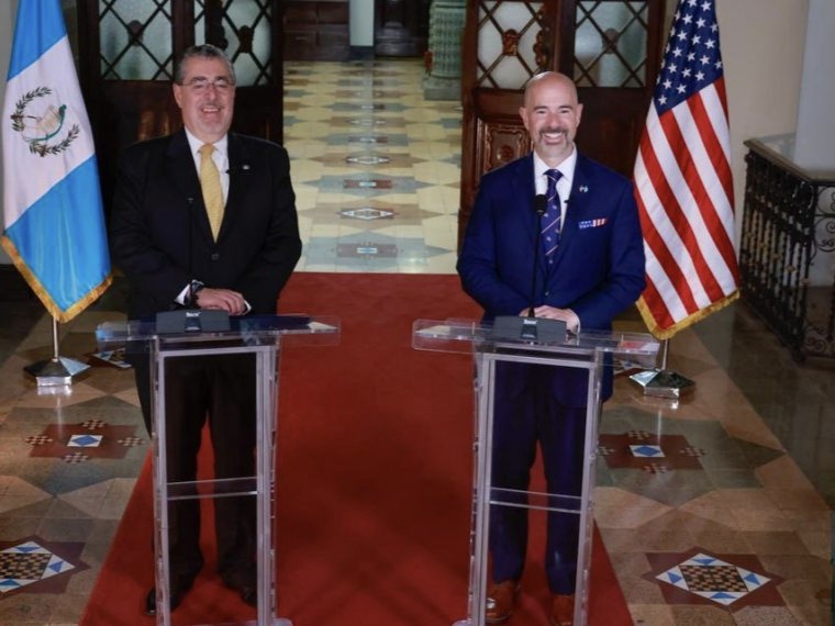 Administrador de la DEA y presidente Arévalo envían mensaje sobre trabajo conjunto contra el narcotráfico