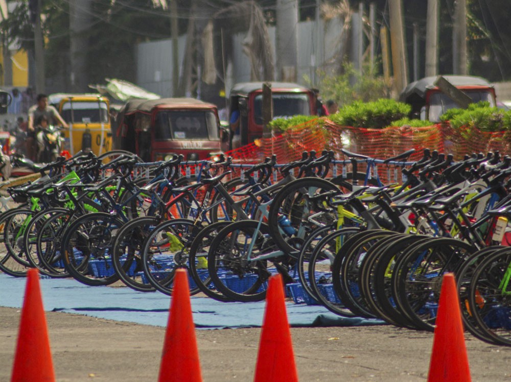 184 atletas participaron en la competencia de triatlón de Retalhuleu 2026