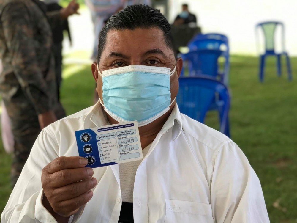 29 de noviembre: vacunación contra COVID-19 en Xela