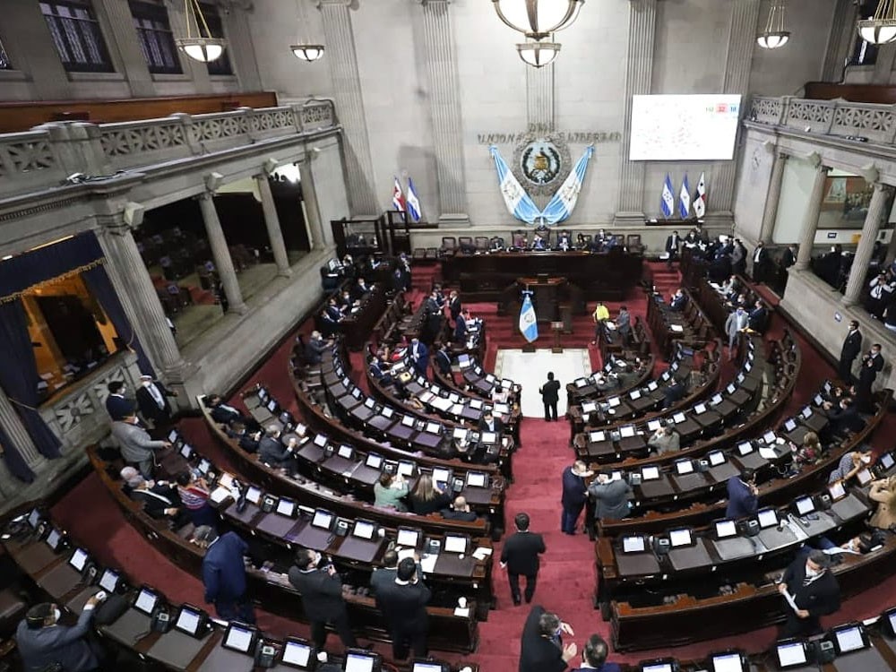 48 cantones exige cumplimiento de promesas presidenciales y a diputados desistir de aumento a su salario