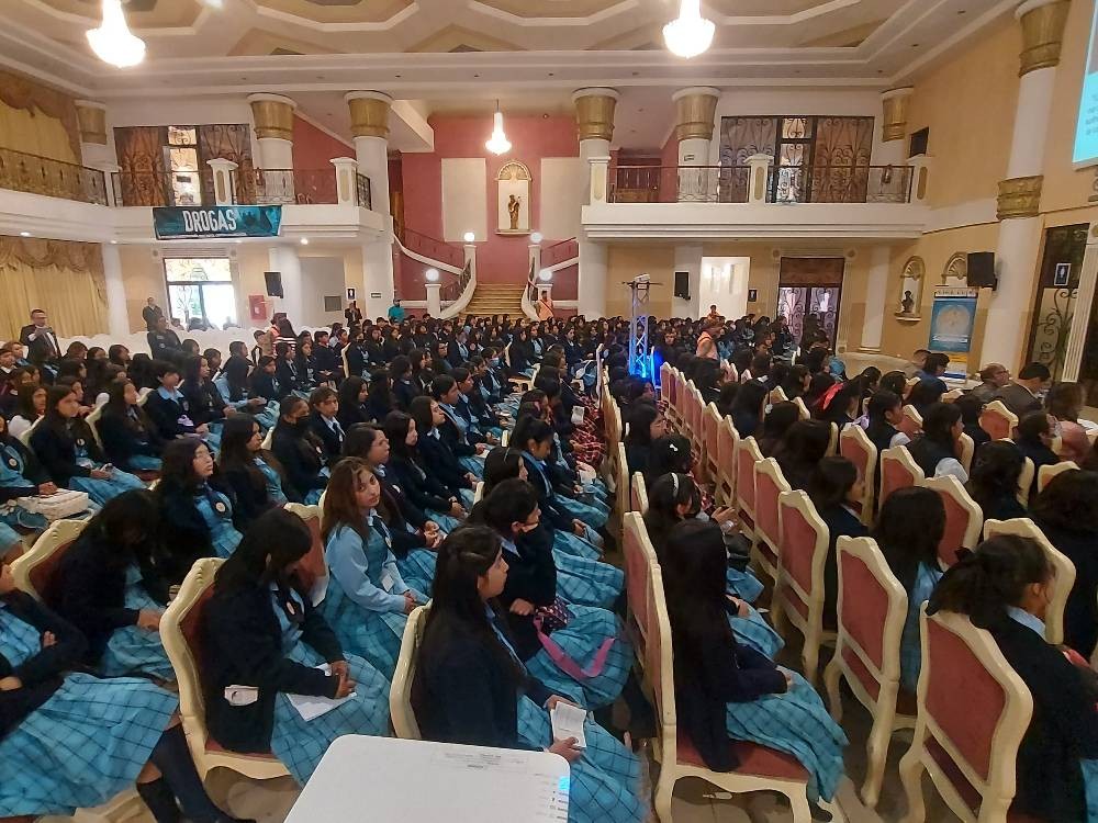 5 mil estudiantes fueron orientados con el fin reducir la violencia y adicciones en establecimientos educativos 