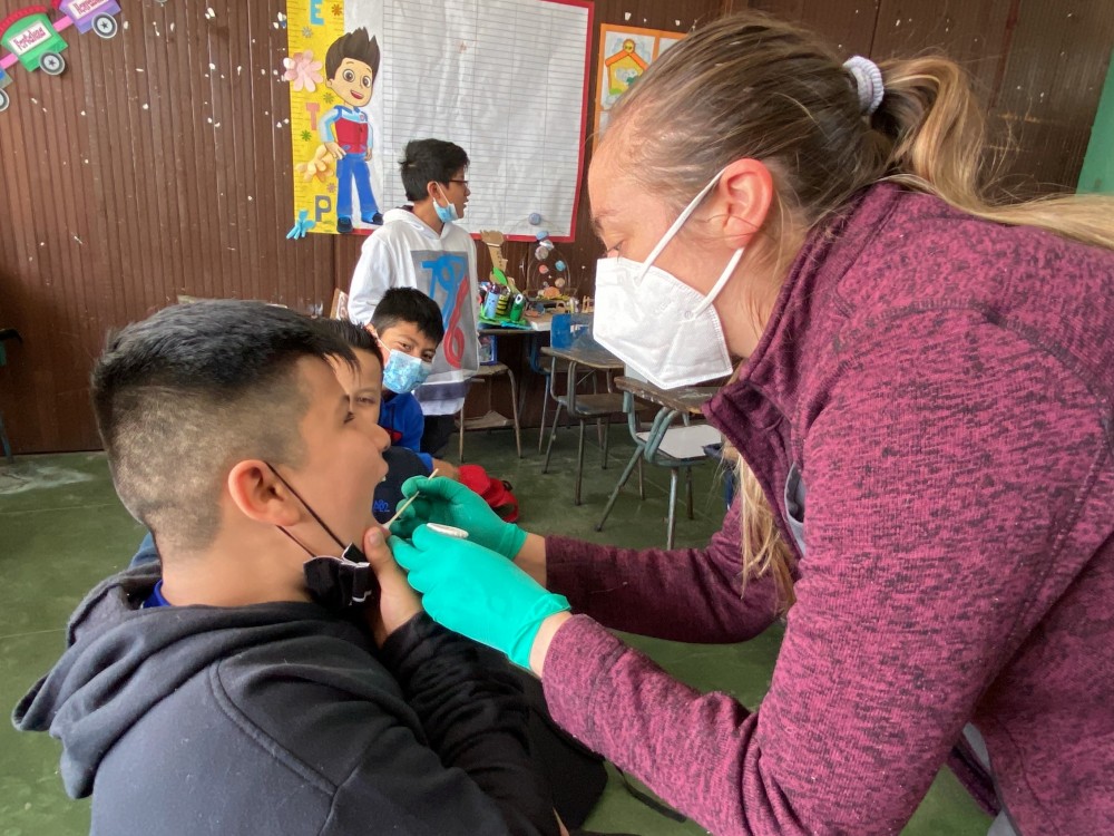 9 de cada 10 niños de primaria padecen de caries 