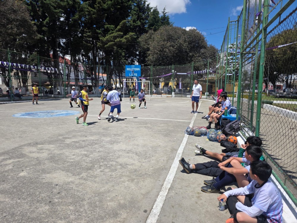Academia de fútbol en El Calvario promueve el desarrollo deportivo infantil