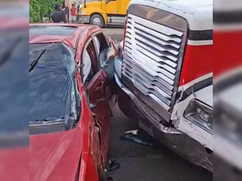Accidente de tránsito deja dos heridos en Pajapita