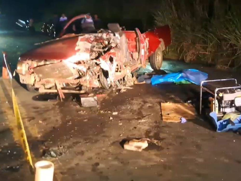 Accidente deja un fallecido: tripulantes retornaban de visitar a San Simón