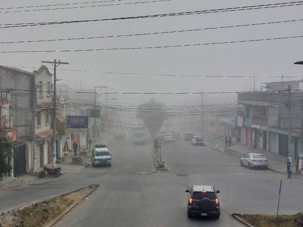 Acercamiento de frente frío favorecerá nublados y lluvias dispersas