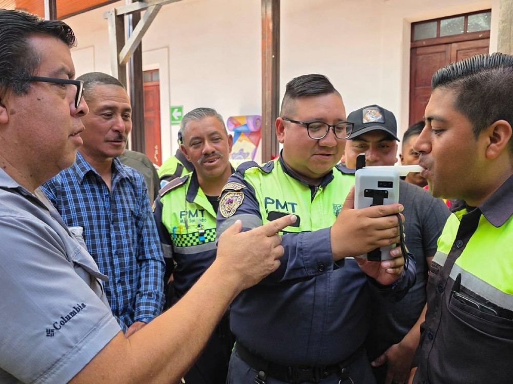 Adquieren alcoholímetros para operativos de control en San Pedro Sacatepéquez