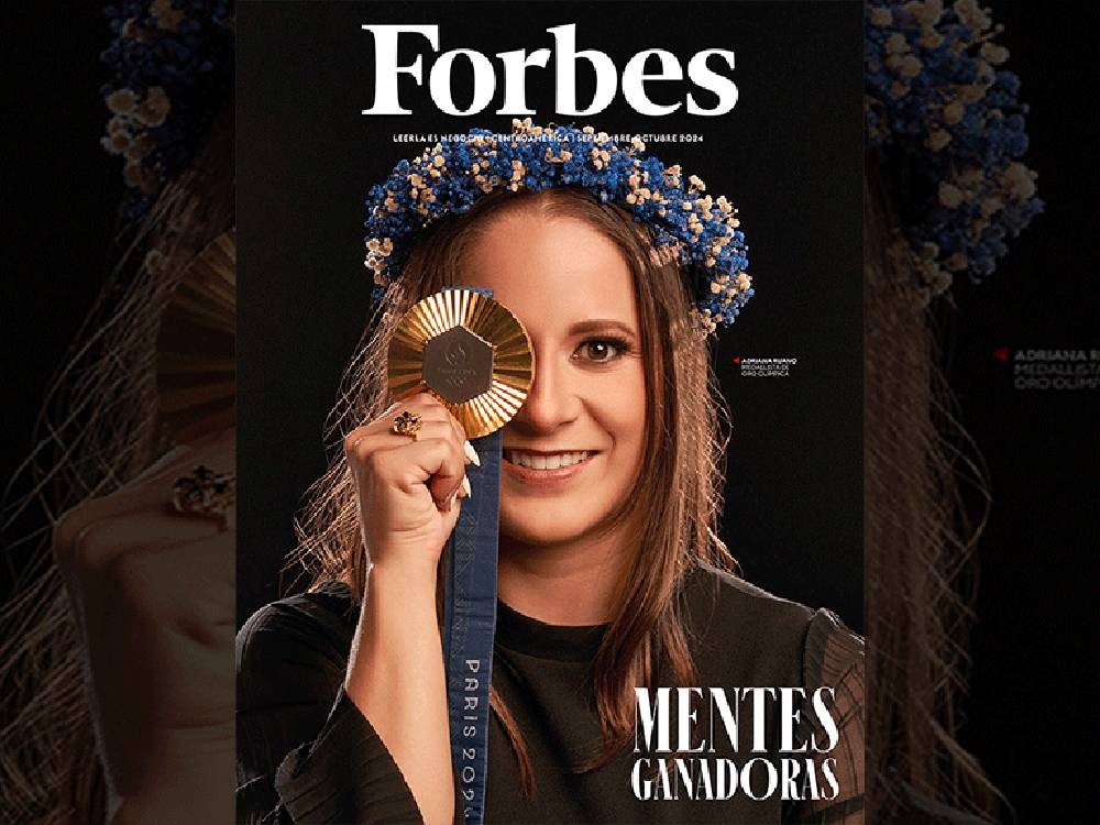  Adriana Ruano destaca en portada de Forbes