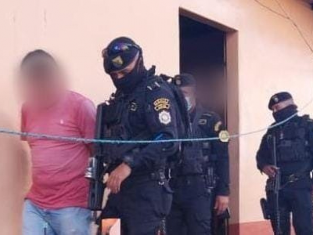 Allanamientos en cuatro departamentos en busca de la estructura criminal "Los Transportistas"