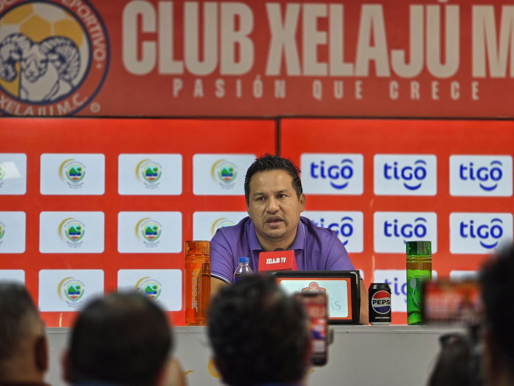 Amarini Villatoro explica su salida de Xelajú MC y asume responsabilidades tras un proceso marcado por el desgaste