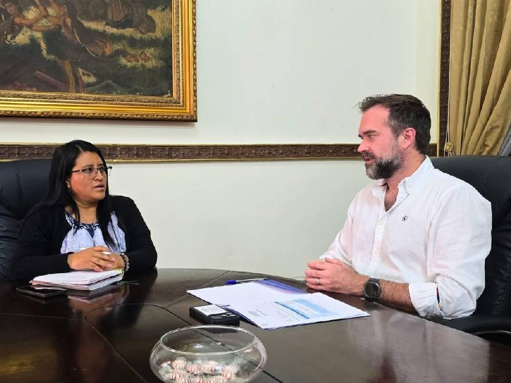 Analizan situación de personas migrantes y retornadas durante reunión en Quetzaltenango