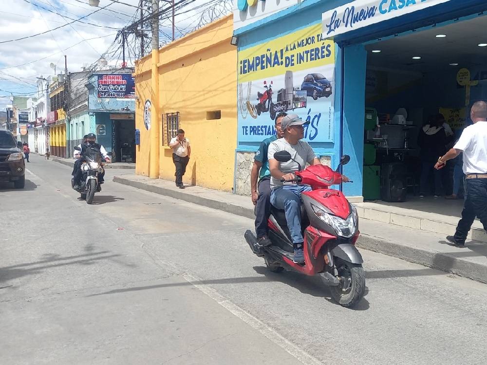 Anuncian operativos para que motoristas cumplan con el uso del casco